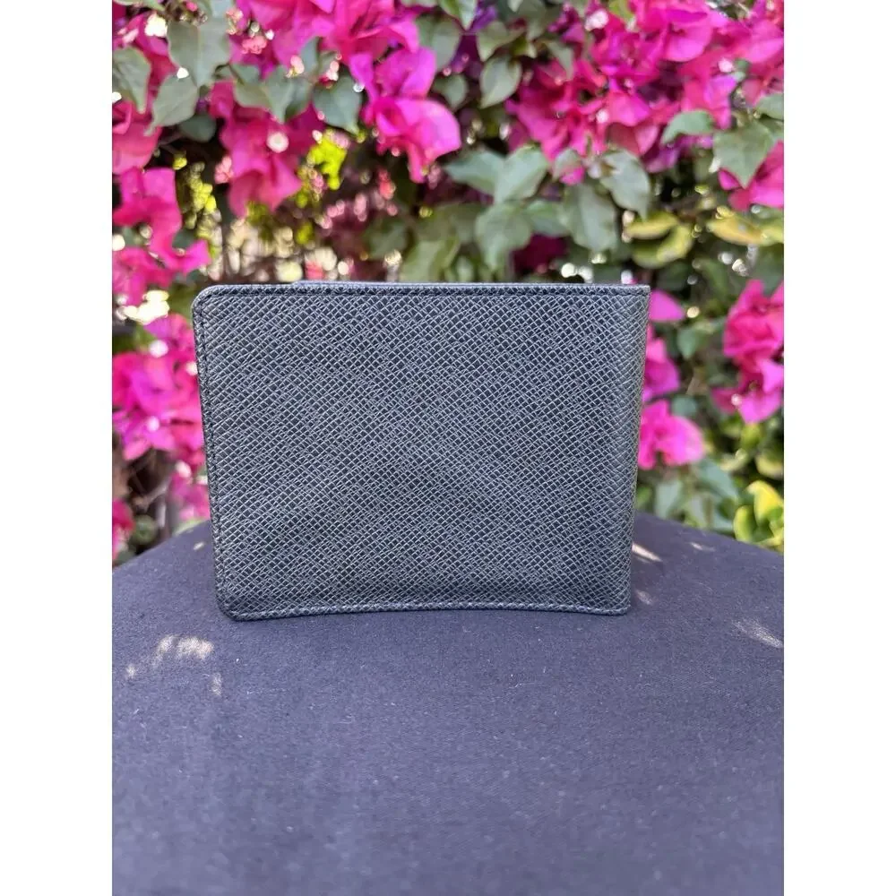 Louis Vuitton Taiga Leather Multiple Bifold Wallet Slender Black
